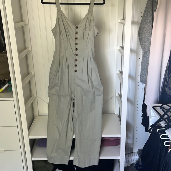 Wide leg Jumpsuit - Picture 1 of 2